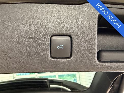 Used 2025 Ford Escape Active w/ Tech Pack #1 FWD image 31