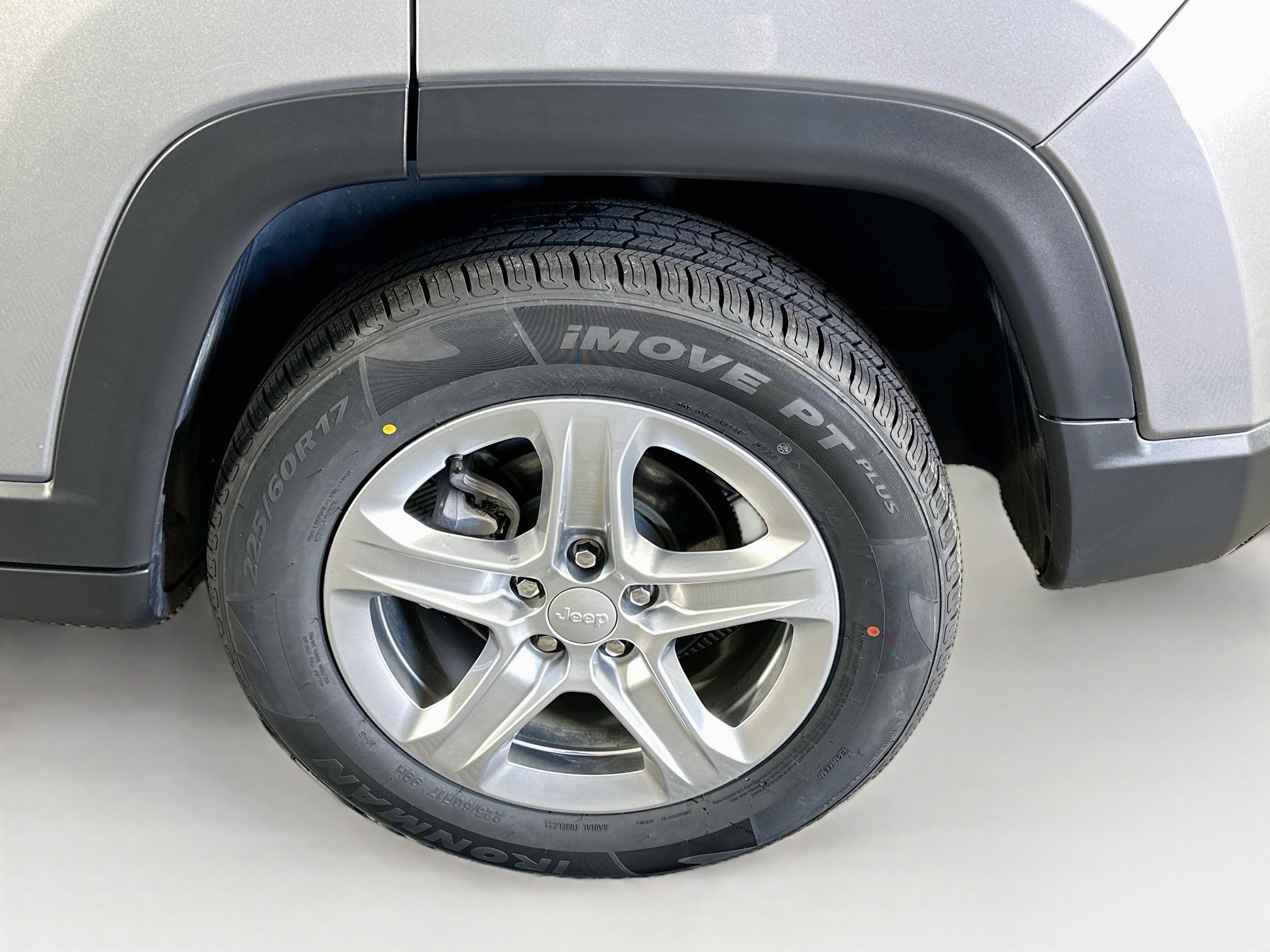 Used 2023 Jeep Compass Latitude AWD/4WD image 11