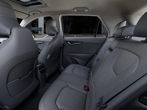 New 2025 Kia Niro SX Touring image 18