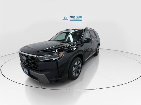 New 2026 Honda Pilot Touring image 6