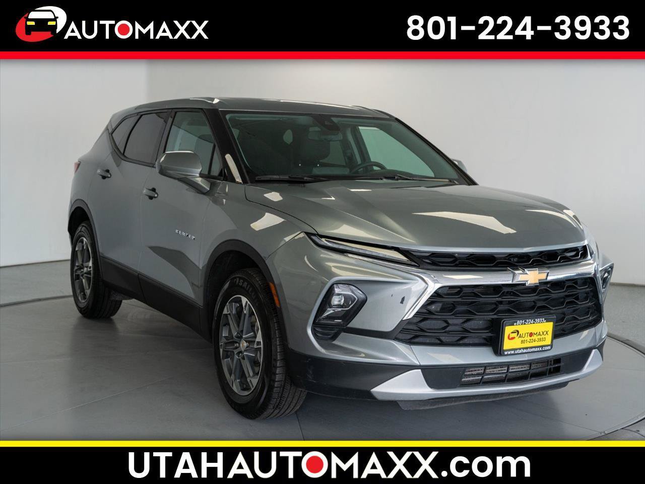 Used 2025 Chevrolet Blazer LT AWD/4WD image 1