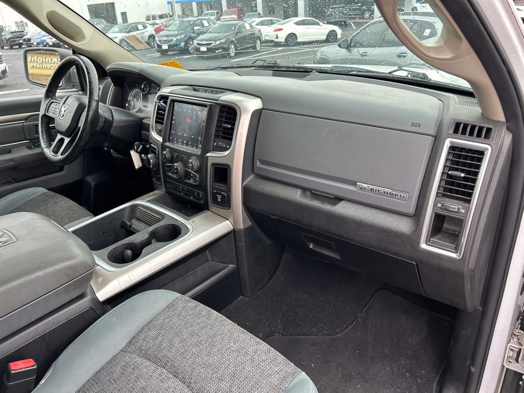 Used 2019 RAM 1500 Classic SLT AWD/4WD image 33