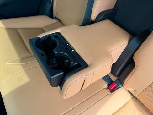 New 2026 Lexus RX 350h AWD/4WD image 28