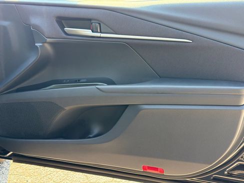 New 2026 Toyota Camry LE w/ Convenience Package FWD image 12