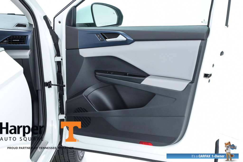 Used 2023 Volkswagen Taos SE w/ Panoramic Sunroof Package AWD/4WD image 69