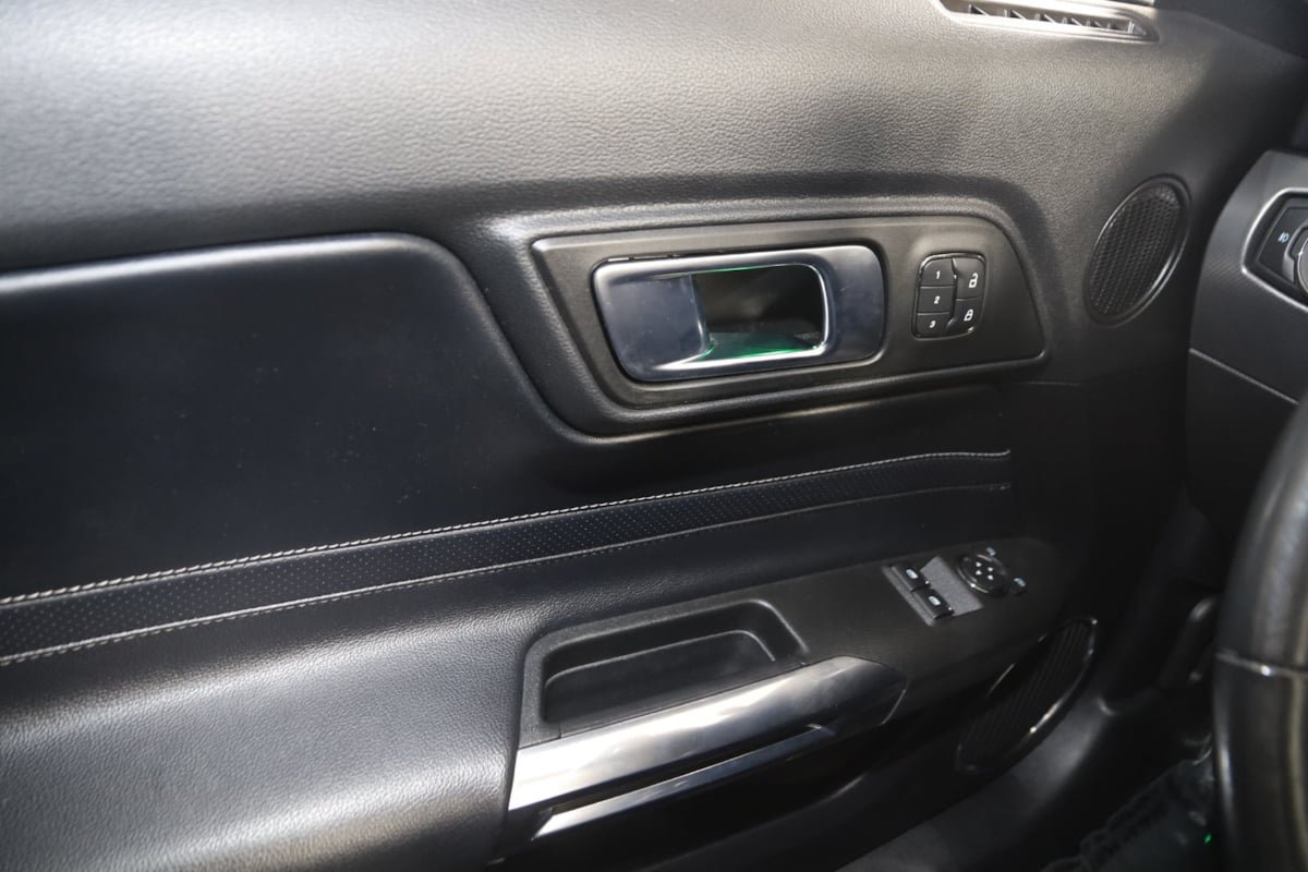 Used 2019 Ford Mustang GT Premium w/ Equipment Group 401A RWD image 34