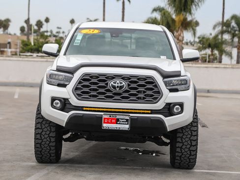 Used 2023 Toyota Tacoma TRD Off-Road AWD/4WD image 3