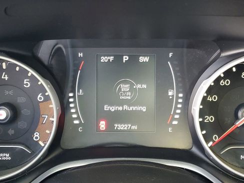 Used 2019 Jeep Compass Latitude w/ Cold Weather Group image 10