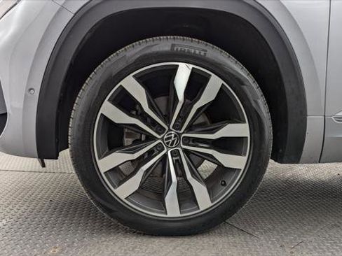 Used 2022 Volkswagen Atlas SEL Premium image 28