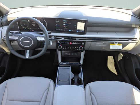 New 2026 Hyundai Tucson Limited image 18