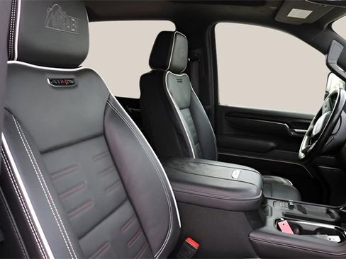 Used 2024 GMC Sierra 2500 AT4X w/ AT4X AEV Edition image 21