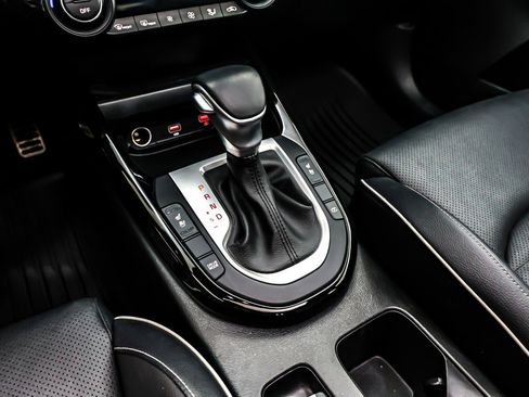 Used 2023 Kia Forte GT-Line w/ GT-Line Premium Package image 7