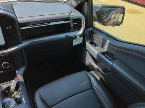 New 2025 Ford F150 Lariat w/ Equipment Group 502A High image 17