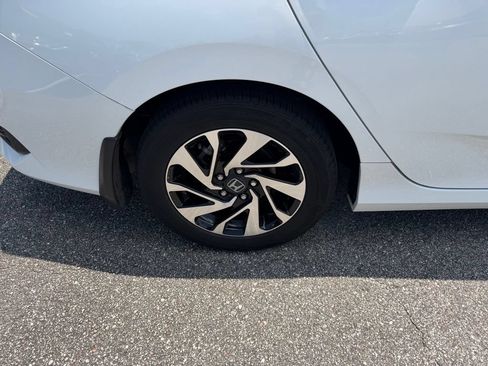Used 2021 Honda Civic LX image 5