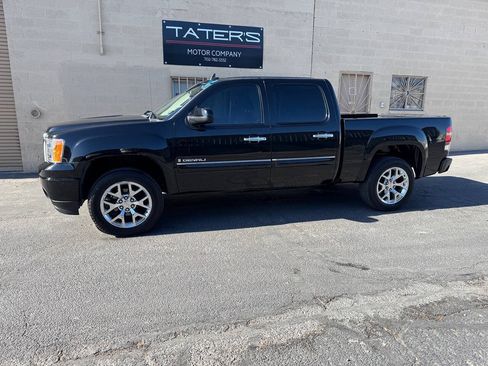 Used 2008 GMC Sierra 1500 Denali AWD/4WD image 5