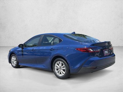 Used 2025 Toyota Camry LE FWD image 7