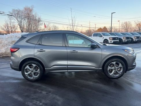 Used 2024 Ford Escape ST-Line w/ Tech Pack #1 image 4