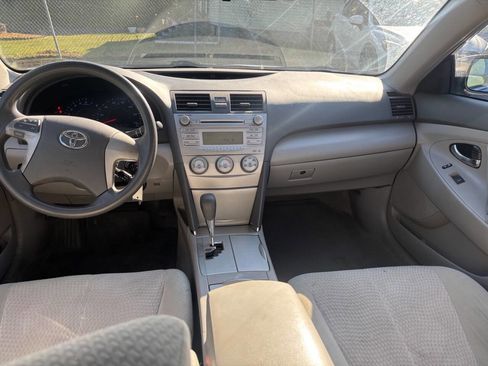 Used 2011 Toyota Camry SE image 11