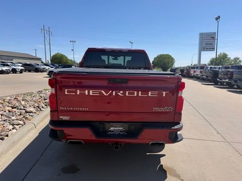 Used 2020 Chevrolet Silverado 1500 High Country w/ Technology Package AWD/4WD image 7