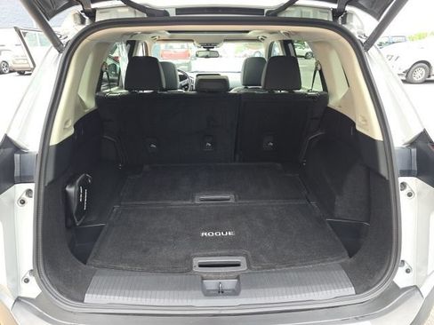 Used 2021 Nissan Rogue SL w/ Premium Package AWD/4WD image 13