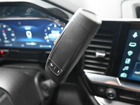 Used 2025 Chevrolet Silverado 3500 High Country w/ High Country Premium Package image 10