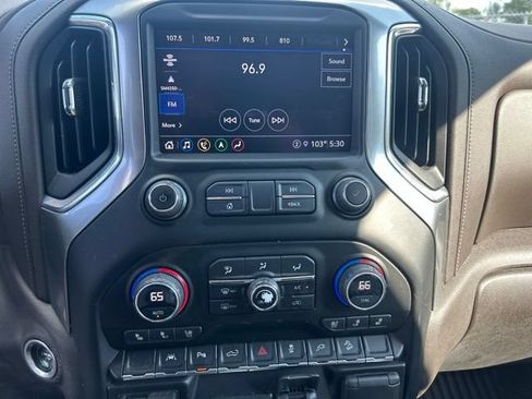 Used 2022 Chevrolet Silverado 1500 LTZ w/ LTZ Premium Package AWD/4WD image 9
