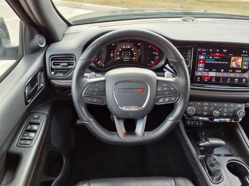 Used 2025 Dodge Durango GT image 16