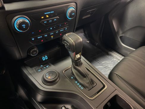 Certified 2019 Ford Ranger Lariat w/ Equipment Group 501A Mid image 26