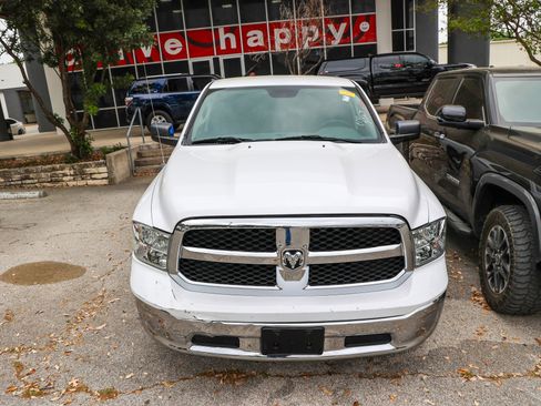 Used 2019 RAM 1500 Tradesman w/ Chrome Plus Package image 5