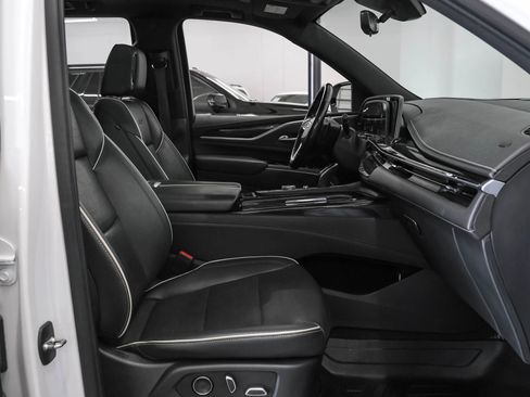 Used 2021 Cadillac Escalade Sport RWD image 30