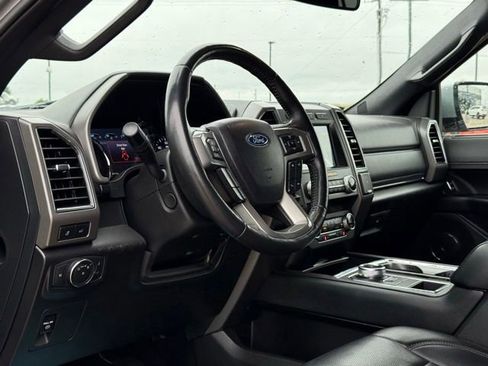 Used 2021 Ford Expedition Max XLT RWD image 20