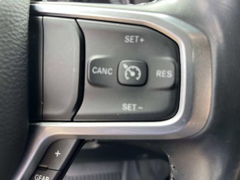 Used 2020 RAM 1500 Laramie w/ Off Road Group AWD/4WD image 33