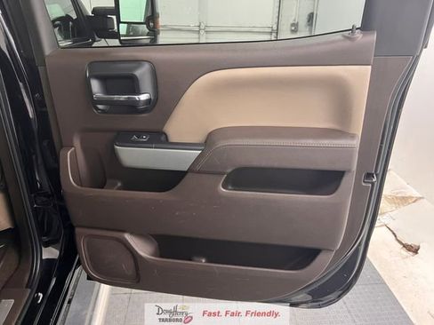 Used 2015 Chevrolet Silverado 2500 LTZ w/ Duramax Plus Package image 35