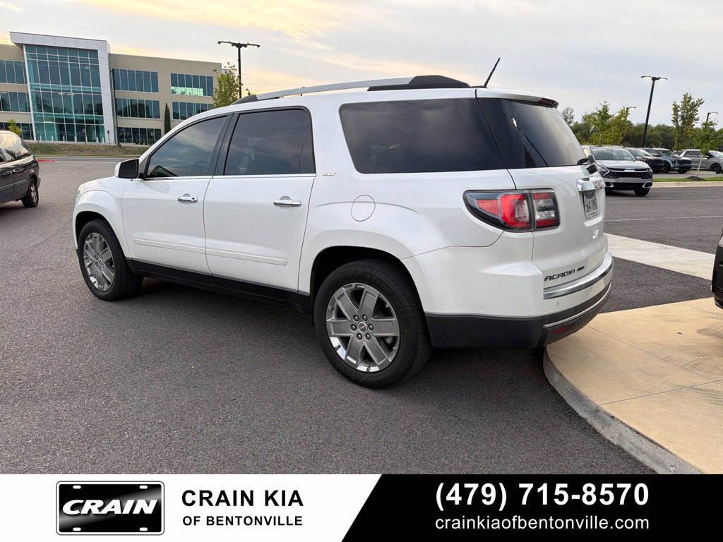 Used 2017 GMC Acadia Limited SLT FWD image 4
