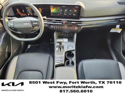 New 2026 Kia Sportage EX FWD image 18
