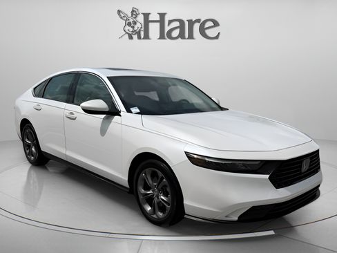 Certified 2023 Honda Accord EX image 7