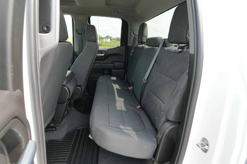 Used 2020 Chevrolet Silverado 1500 Custom w/ Trailering Package AWD/4WD image 20