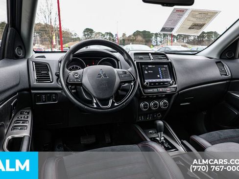 Used 2024 Mitsubishi Outlander Sport LE image 29