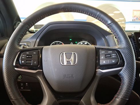 Used 2025 Honda Ridgeline Black Edition image 19