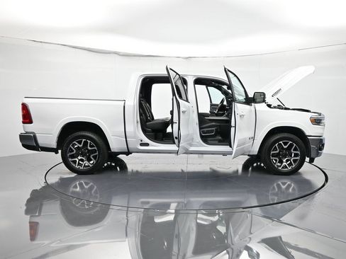 Used 2025 RAM 1500 Laramie image 47