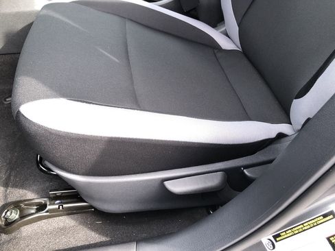 New 2025 Nissan Versa S w/ Trunk Package image 22