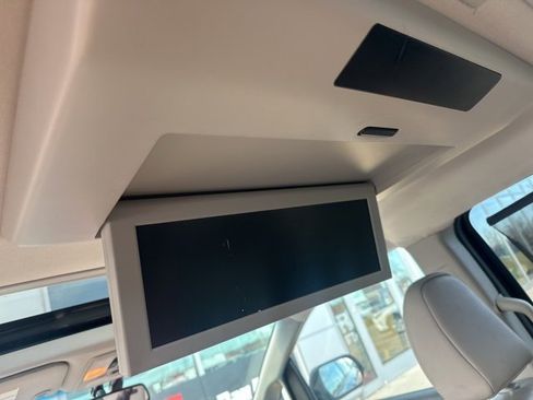 Used 2015 Toyota Sienna Limited Premium image 11