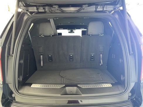 Used 2021 Chevrolet Tahoe Z71 w/ Rear Media and Nav Package image 15