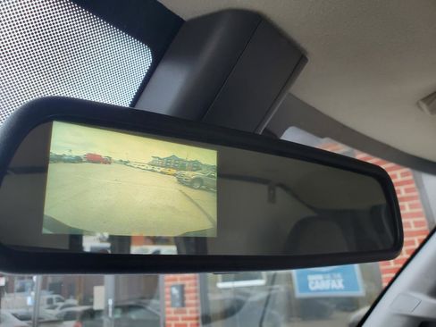 Used 2019 Chevrolet Express 2500 RWD image 11