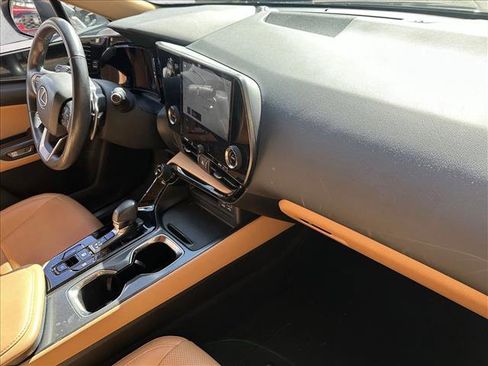 Used 2024 Lexus NX 250 FWD image 30