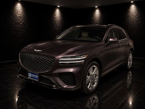 Used 2022 Genesis GV70 3.5T Sport w/ Sport Advanced Package AWD/4WD image 1