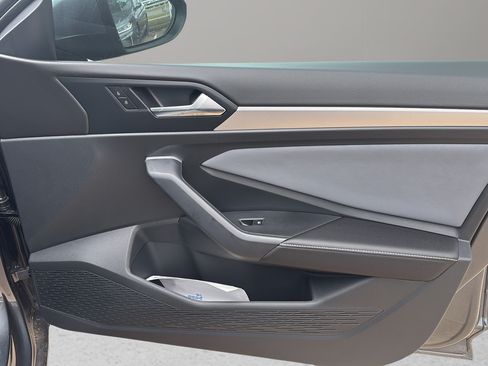 New 2026 Volkswagen Jetta SE FWD image 10