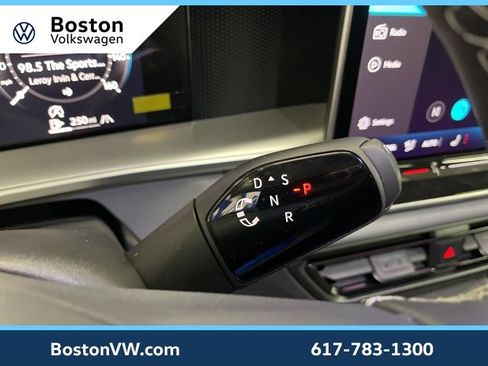 New 2026 Volkswagen Tiguan SE image 20