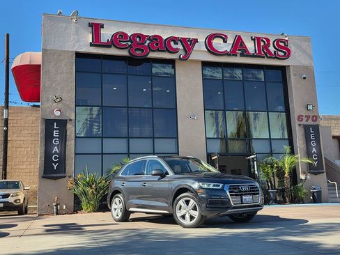 Used 2019 Audi Q5 2.0T Premium Plus w/ Premium Plus Package image 2