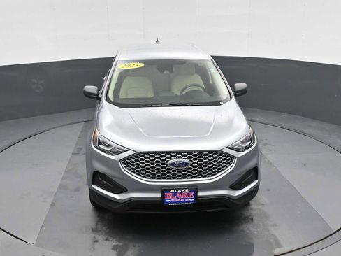 Used 2023 Ford Edge SE image 22